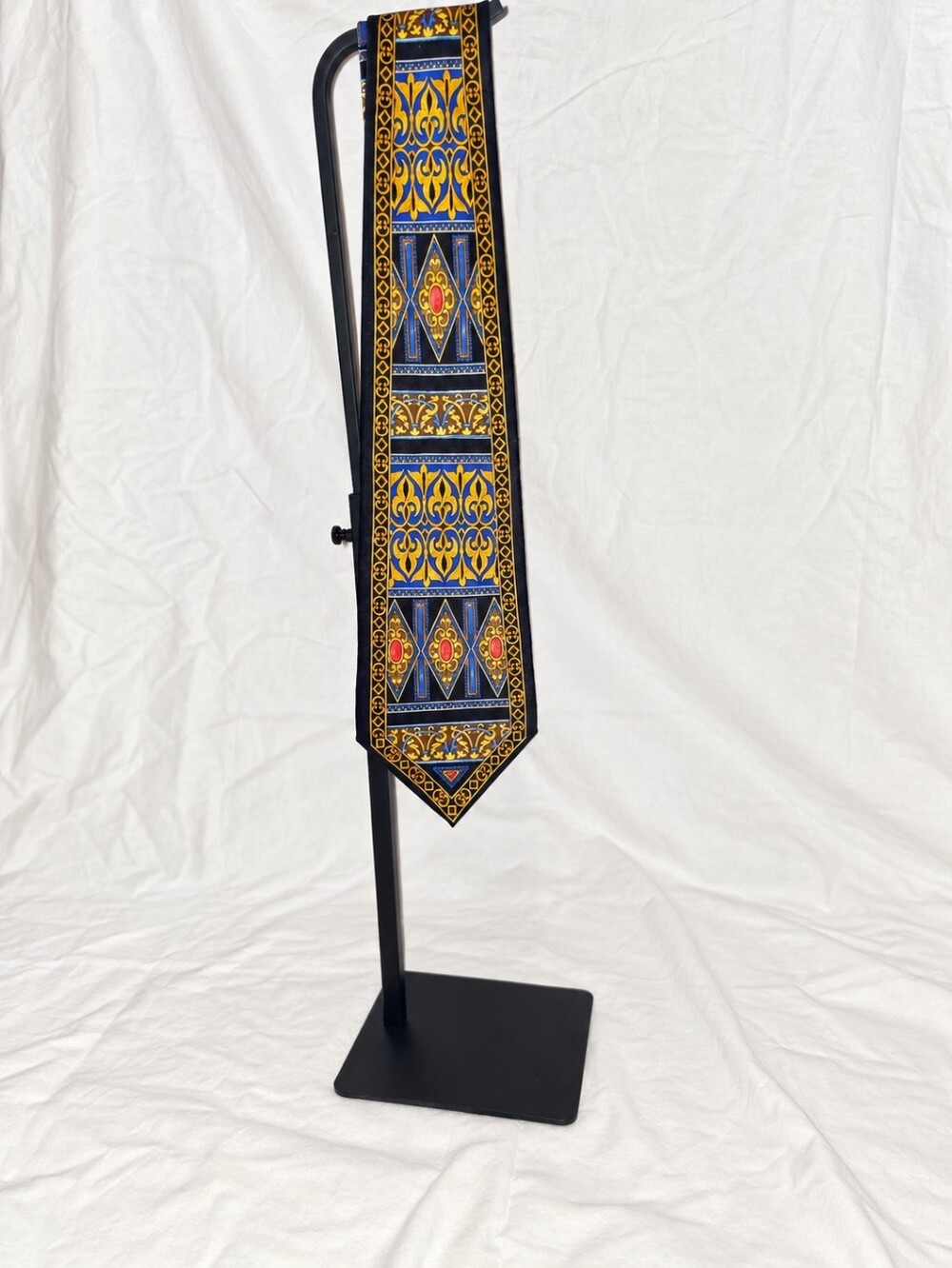 Enrico Venturi Made in Italy 100% Silk Blue Gold Baroque Geometric Tie